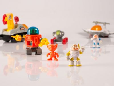 Yaşayan Kadınlar / Sema Omurtak - Madam 