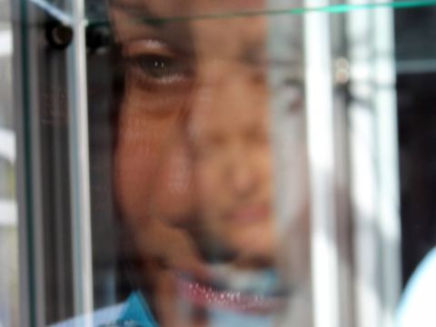 Yaşayan Kadınlar / Ayşegül Çıkıncı - Self Portre 