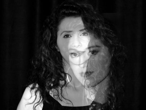 Yaşayan Kadınlar / Solmaz Mercan - Bellek 