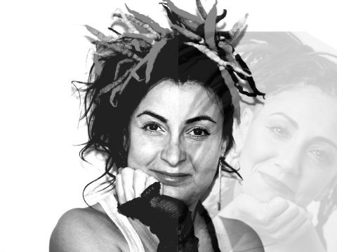 Yaşayan Kadınlar / Solmaz Mercan - Bellek 